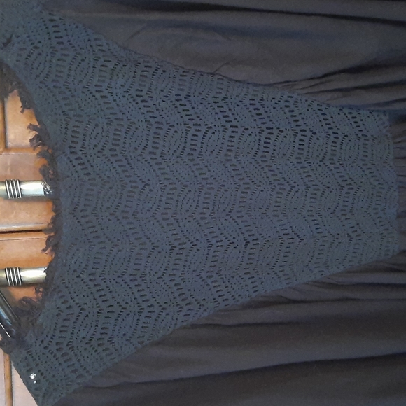 Ladies top - Picture 6 of 9